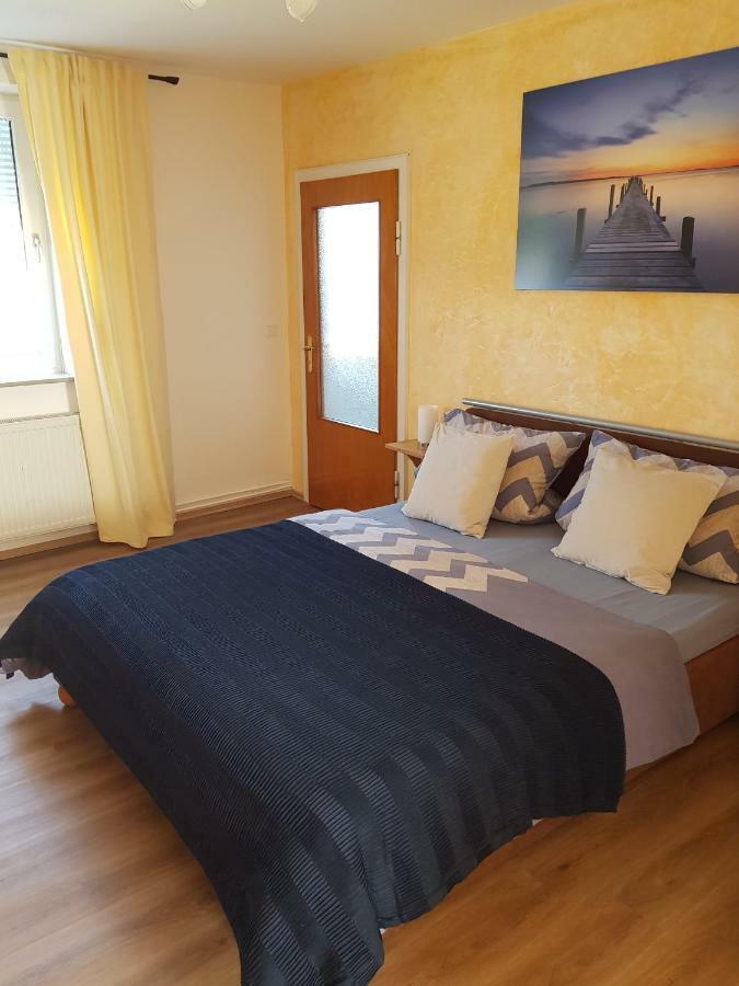 Mueller'S Ferienwohnung Neuhof  Buitenkant foto